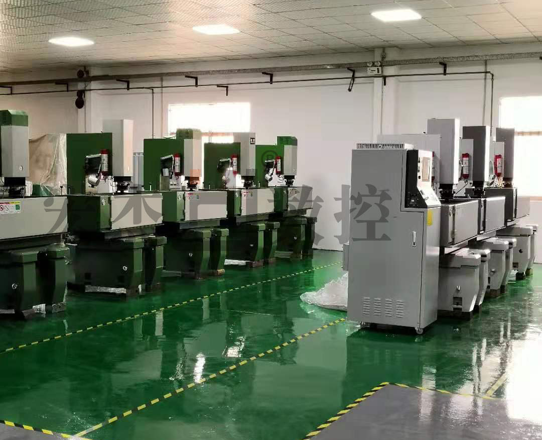 1590797963256273.jpg 磨床3.jpg